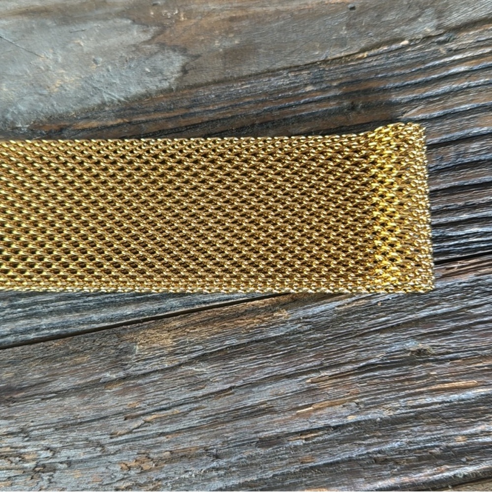 St. John Vintage gold plated mesh adjustable belt EVC 30-34.5” - Picture 3 of 7
